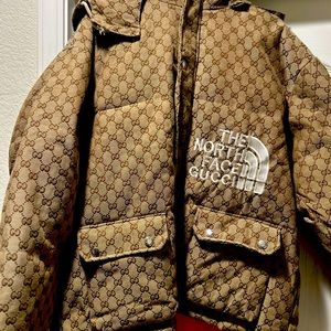 Gucci COAT